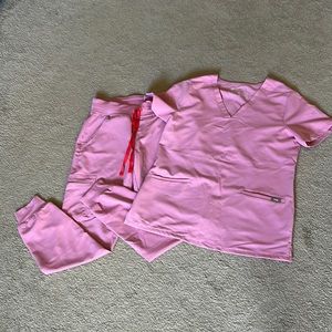 FIGS chalk pink scrub set SZ Small Jogger and 3 pocket top